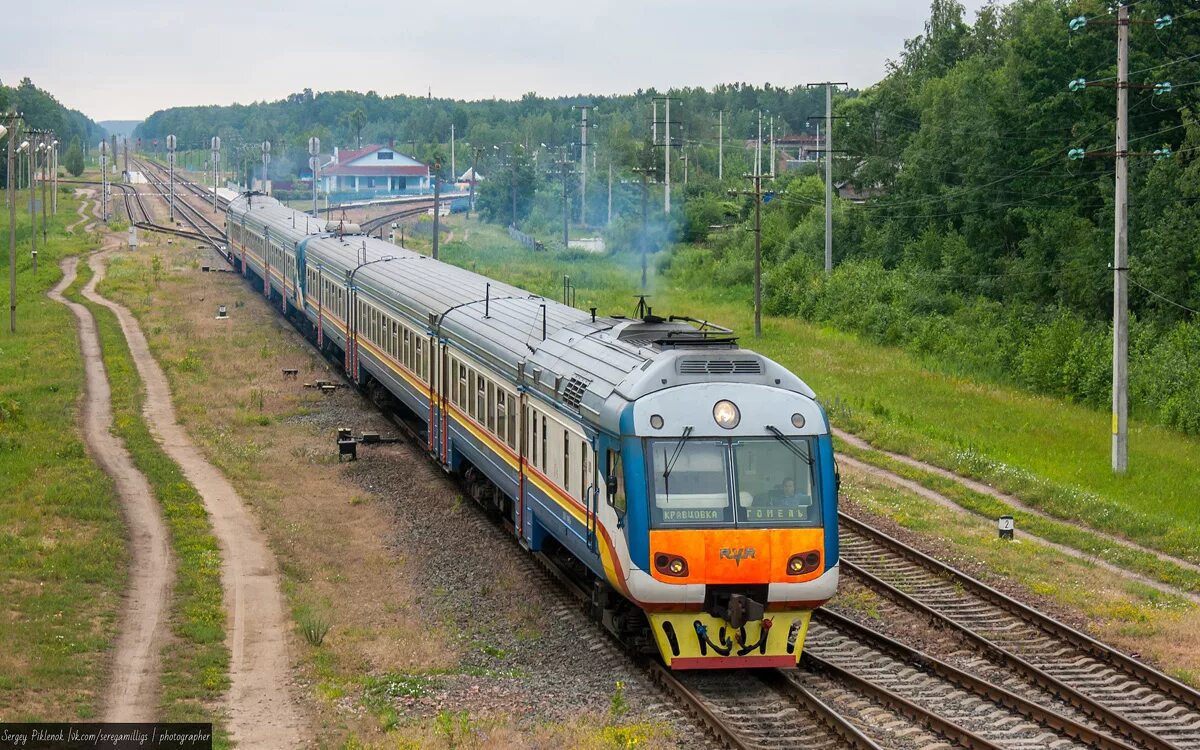 Др1б БЧ. Станция Кравцовка. Кравцовка Гомель. Др1б 501. Железная дорога гомель