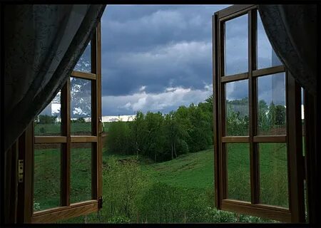 Открыты настежь