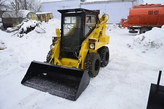 Куплю мини погрузчик б у авито. МКСМ-800 Барсик. Мини погрузчик МКСМ 800. Ковш погрузчика МКСМ 800. Bobcat МКСМ 800.