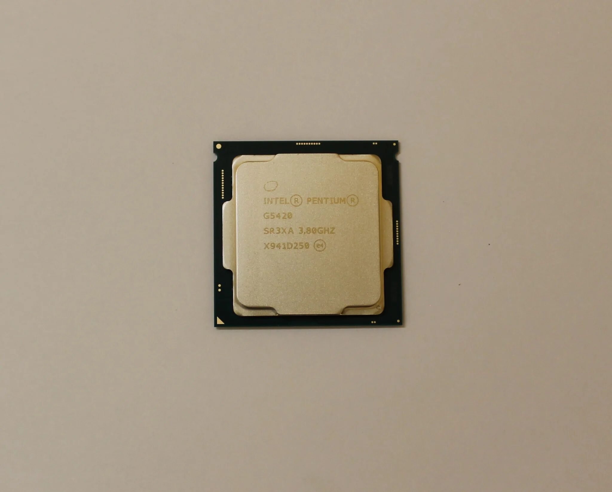 Процессор Pentium Gold g5420. Процессор Intel Pentium g5420 Box. Intel Pentium Gold g5420 Box. Процессор Intel Pentium g6400.