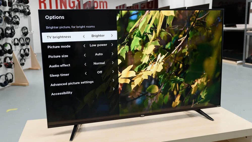 Tcl матрицы. Телевизор tcl 2018. телевизор tcl 43 дюйма. tcl 5 5 517. tcl beyondtv.