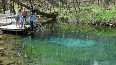 Водопад голубого озера