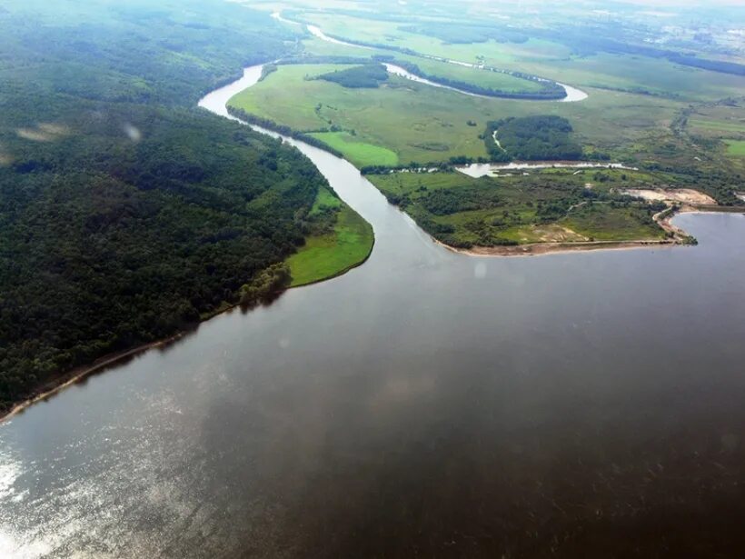 Река волга впадает в каспийское море знаки. Река Цивиль впадает в Волгу. Река Цивиль в Чувашии. Устье Волги. Волга Устье эстуарий.