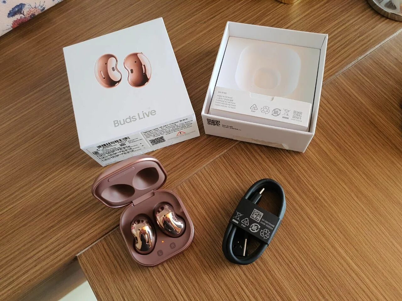 Samsung Galaxy Buds Live 2. Samsung Galaxy Buds 2 оригинал. Samsung Galaxy Buds Live. Samsung Galaxy Buds 2 Pro. Samsung galaxy buds 3 pro