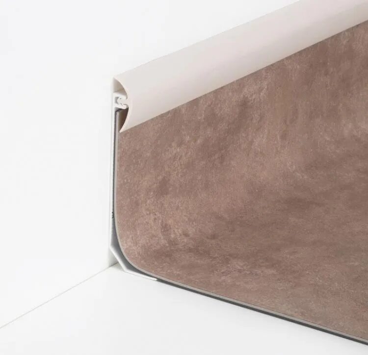 Коннелюрный плинтус rico cannelure 50х14х3000мм. Коннелюрный плинтус dollken hk 100. Плинтус коннелюрный для линолеума с заводом на стену. Плинтус пвх коннелюрный профиль. Коннелюрный плинтус 150 мм.