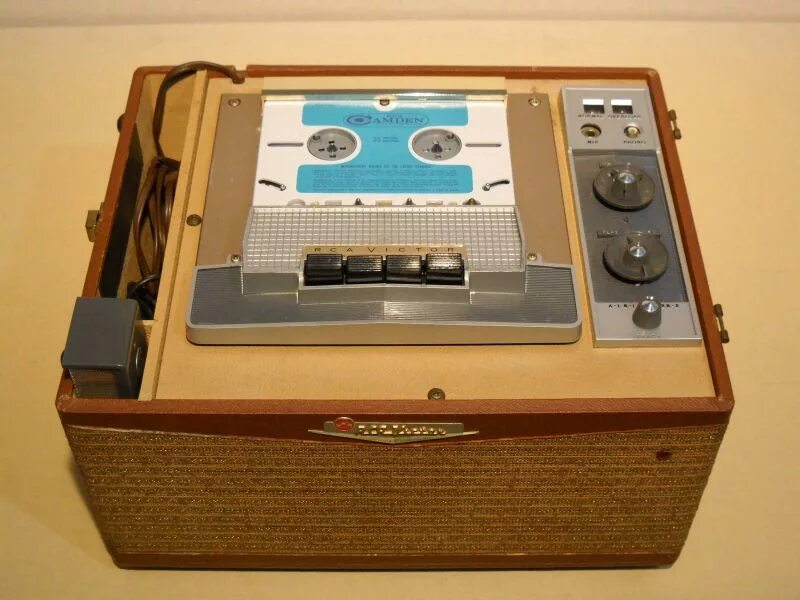 Cassette Tape Recorder Sanyo MS-400l. RCA Victor магнитофон. Cassette Tape Recorder Sanyo 1984. Магнитофон Шанхай l979.