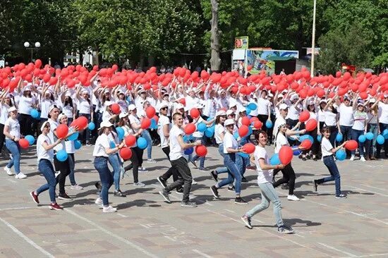 Жители города шахты. Творческие коллективы города шахты.