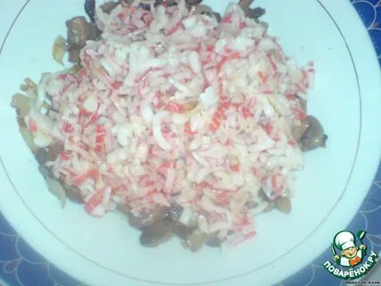 Салат с жареными крабовыми палочками