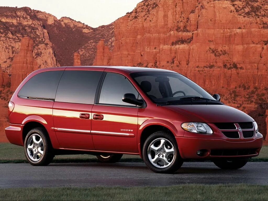 Должен караван. Додж гранд караван. dodge grand caravan 3. dodge caravan 2000. dodge grand caravan 4 поколение.