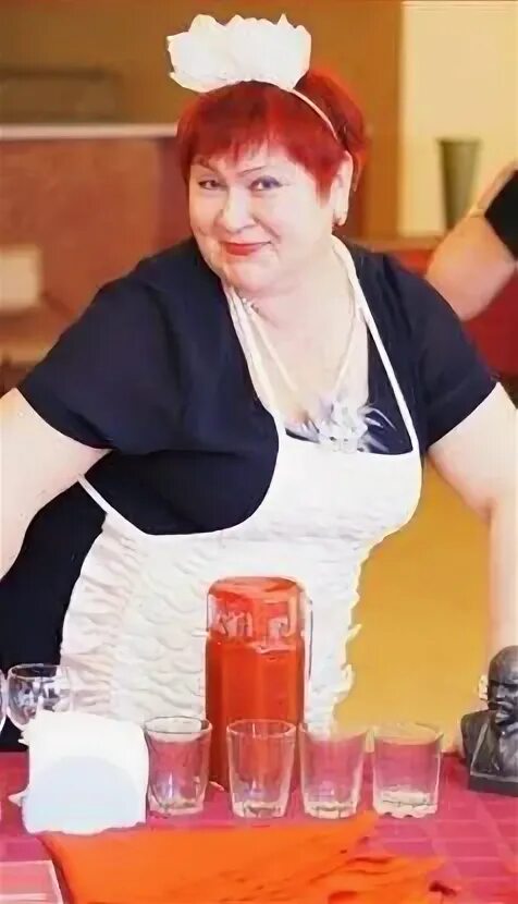 Работа буфетчица в больницу. Буфетчица. буфетчица советских времен. буфетчица 90х. костюм буфетчицы ссср.