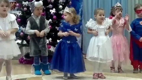 Платье на утренник в детском саду