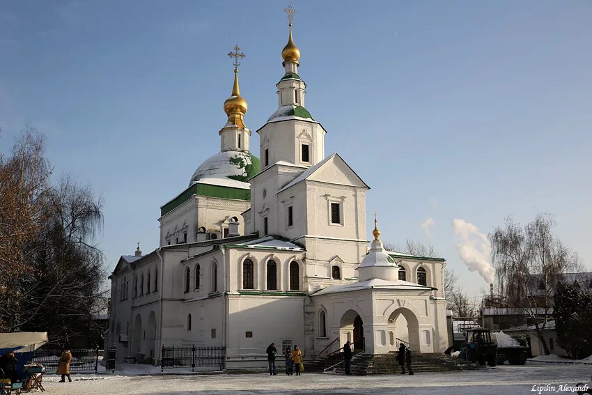 Даниловом свято троицком. Свято-Даниловский монастырь в Москве. Данилов монастырь в Москве. Даниловский монастырь март. Данилов монастырь Кошелев.