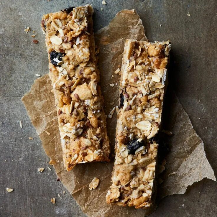 Злаковый батончик домашний рецепт. Батончики для перекуса. пп батончики. диетические мюсли батончики. пп батончики для перекуса.