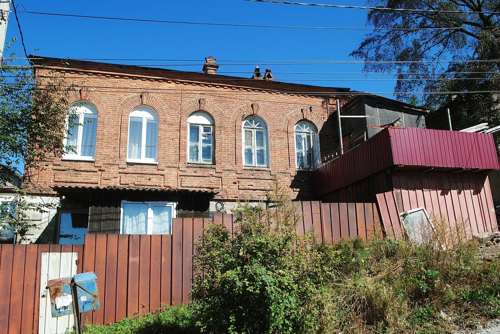 File:Жилой дом Прапорщика Комарова,9 IMG 1409.JPG - Wikimedia Commons