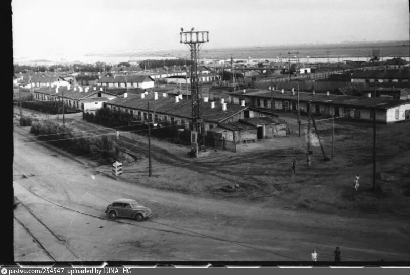 Старые нефтяники. Старые нефтяники. Старые нефтяники. Старые нефтяники. Старый омск в фотографиях нефтяники.