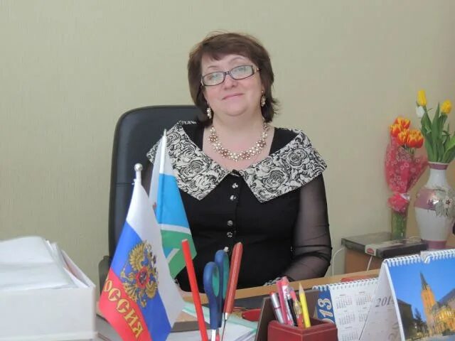 Директор 165 школы. Директор адымнар казань. Директор школы адымнар казань. Директор школы 165 новосибирск. Директор школы адымнар казань бичурина.
