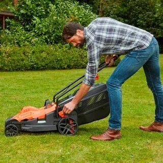 Газонокосилка электрическая black decker