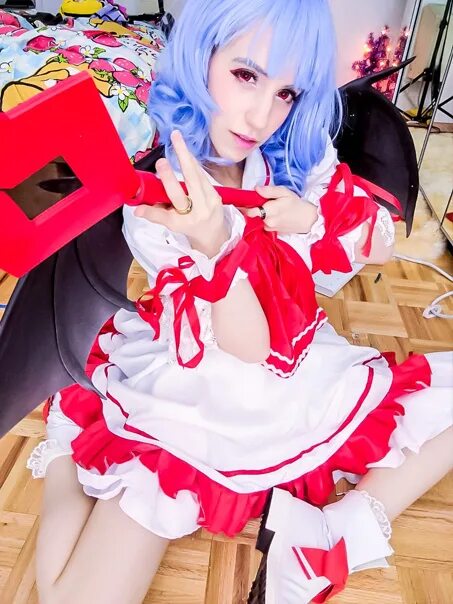 Lana rain cosplaying. Erocosplay Lana Rain. Lana Rain Flandre. Lana Rain Elizabeth Cosplay. Lana Rain горячие фото.