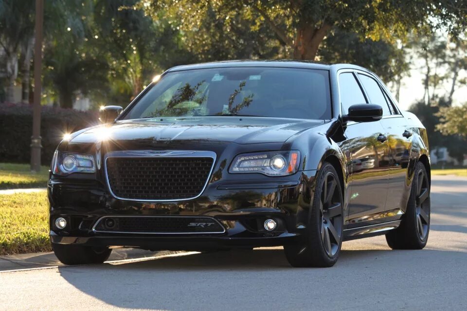 Chrysler 300c srt8. Chrysler 300 srt-8. Chrysler 300c srt8 2012. Chrysler 300c srt8 2016.