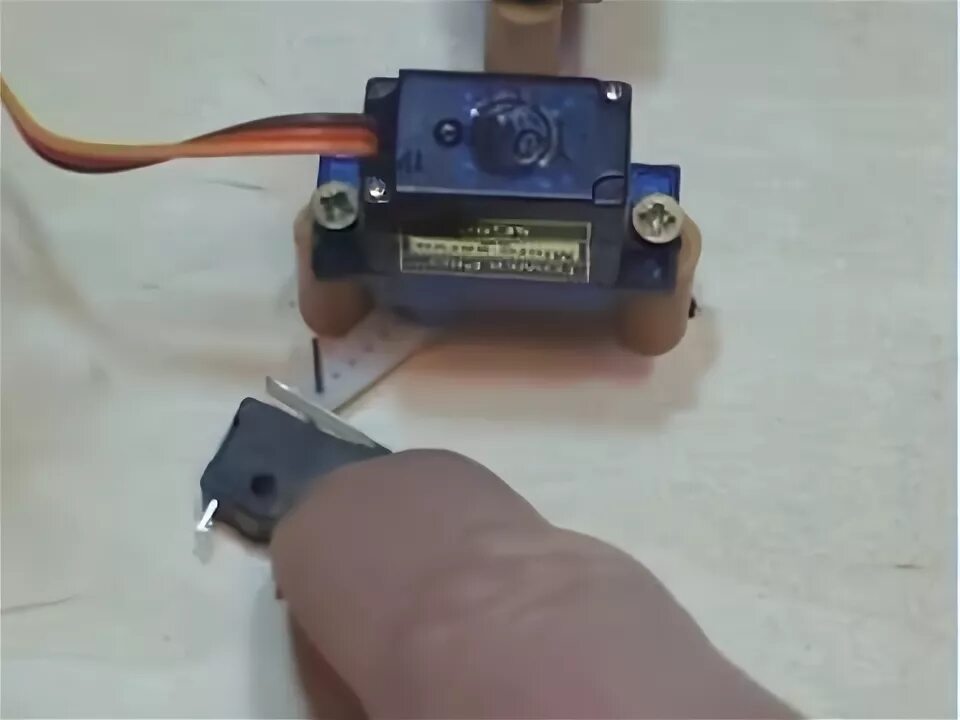 Установка сервопривода. Привод стрелки piko сервоприводом. Разбор сервопривод 626. Установка сервопривода. Сервопривод.