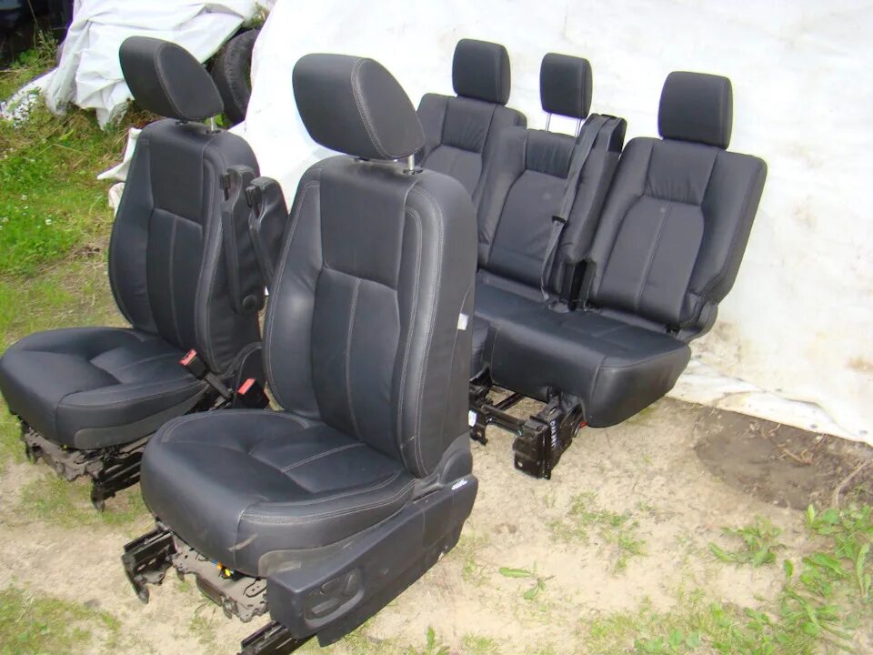 рендж ровер спорт 2010 черный салон. сиденье ленд ровер. ленд ровер фрилендер 2 сиденья. сиденья land rover discovery 3. сиденье ленд ровер.