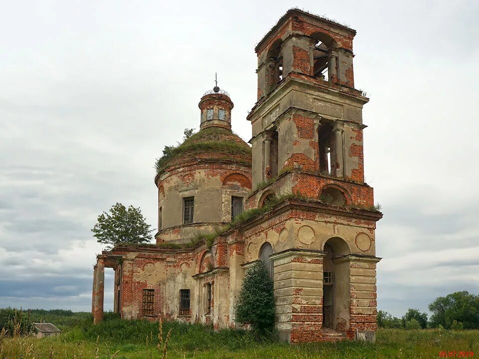 Погода покровское калужская область. Воскресенская церковь ивойлово. Село покровское церковь. Село покровское тюменская область. Казанская арчада пензенская область.
