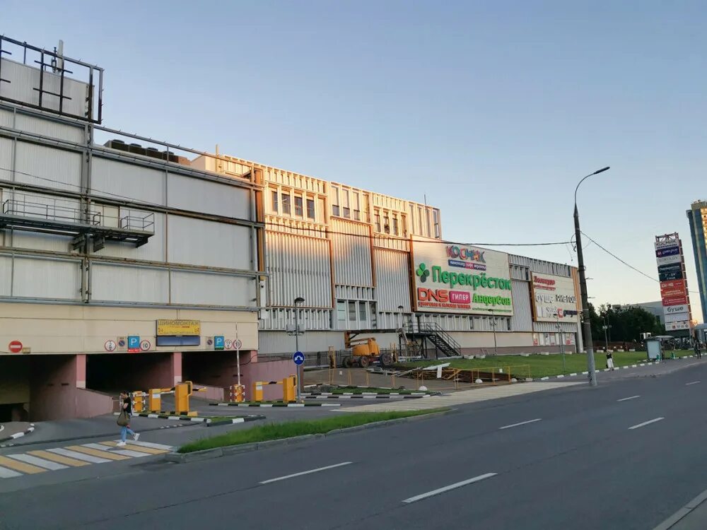 Аренда торговой недвижимости по адресу Россия, Москва, Новоясеневский проспект, 
