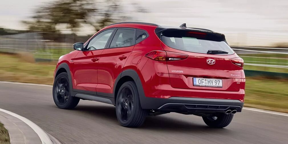 Полноприводный кроссовер солярис. Hyundai tucson n line 2025. кроссовер hyundai tucson 2025. hyundai tucson 2025 красный. hyundai tucson n line red.