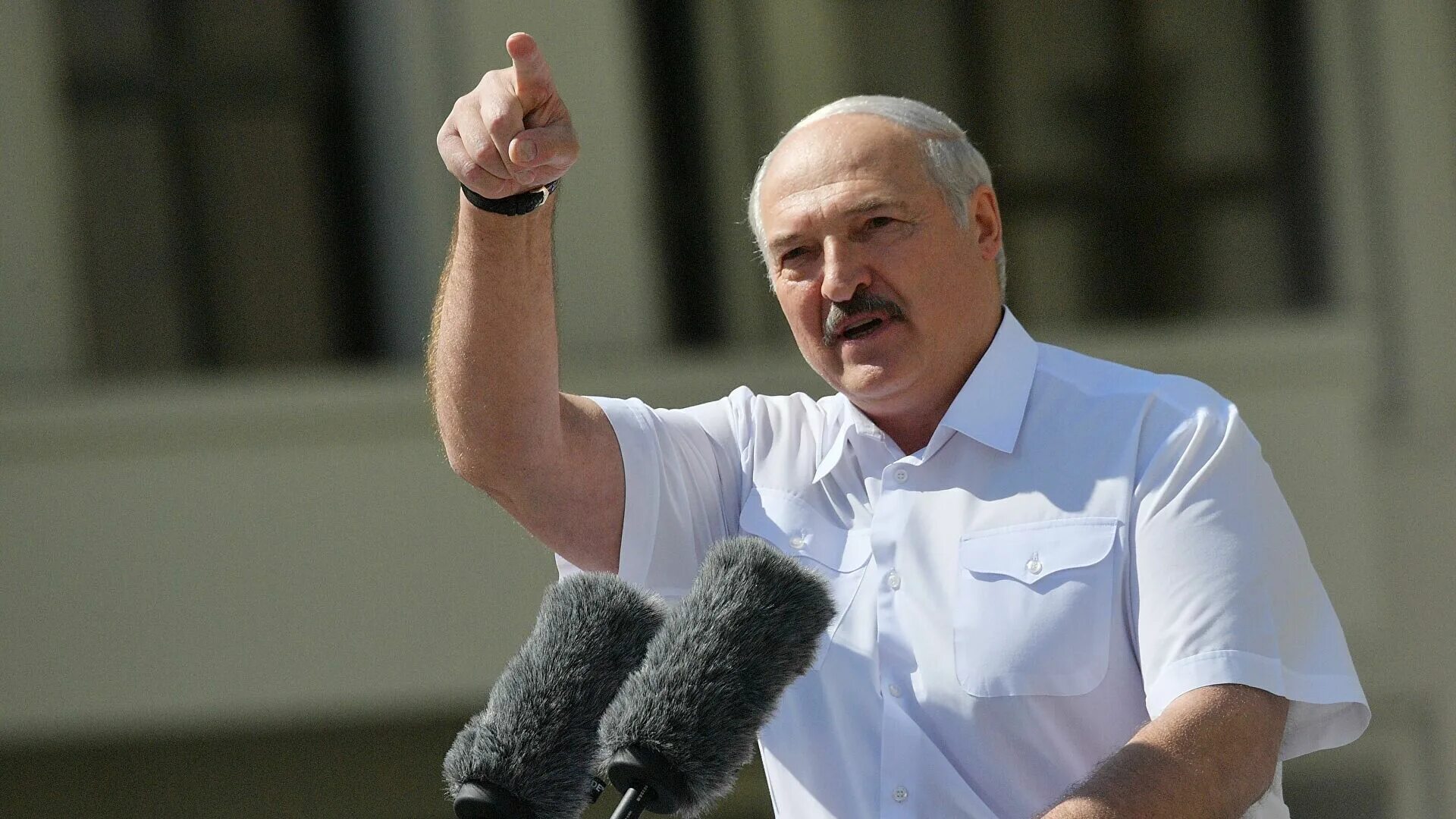 Где работает лукашенко. Президент белоруссии александр лукашенко. александр григорьевич лук. александр лукашенко 2025. александр лукашенко 2005.