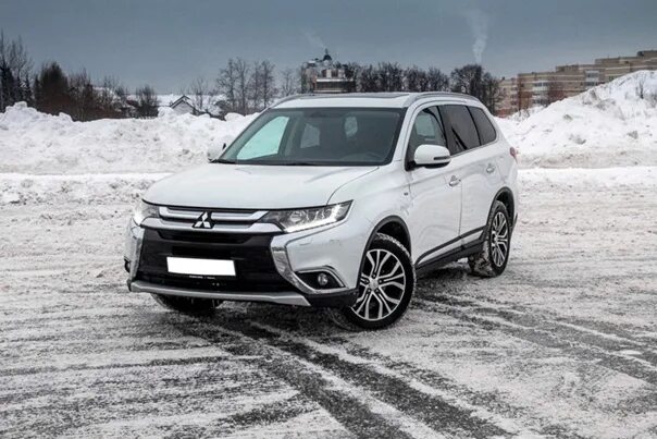 Митсубиси аутлендер 3.0 купить. Mitsubishi Outlander gf2wхтмнzlаz. Митсубиси Аутлендер 2019 белый. Аутлендер Митсубиси зима. Митсубиси Аутлендер 2019 зеленый.