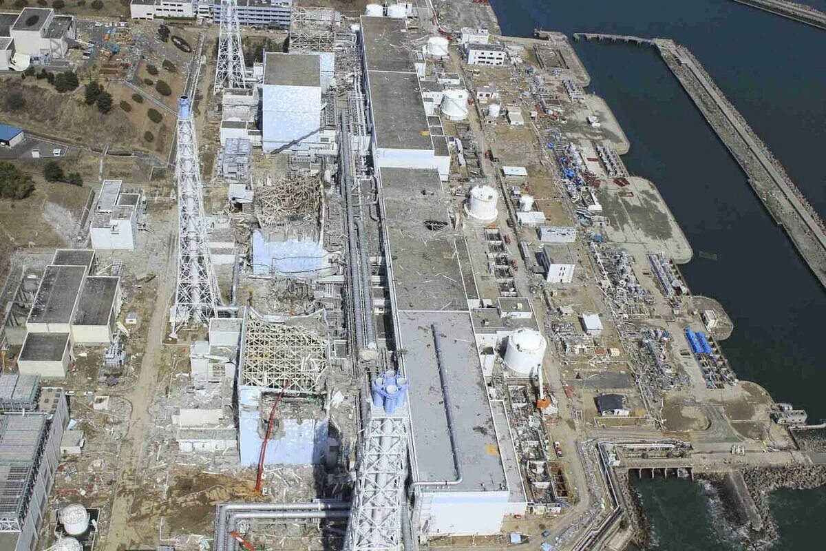 Авария на аэс в японии. АЭС Фукусима-1. Авария на АЭС Фукусима-1. Атомная станция Фукусима 1. АЭС Фукусима-Дайити (Фукусима-1).