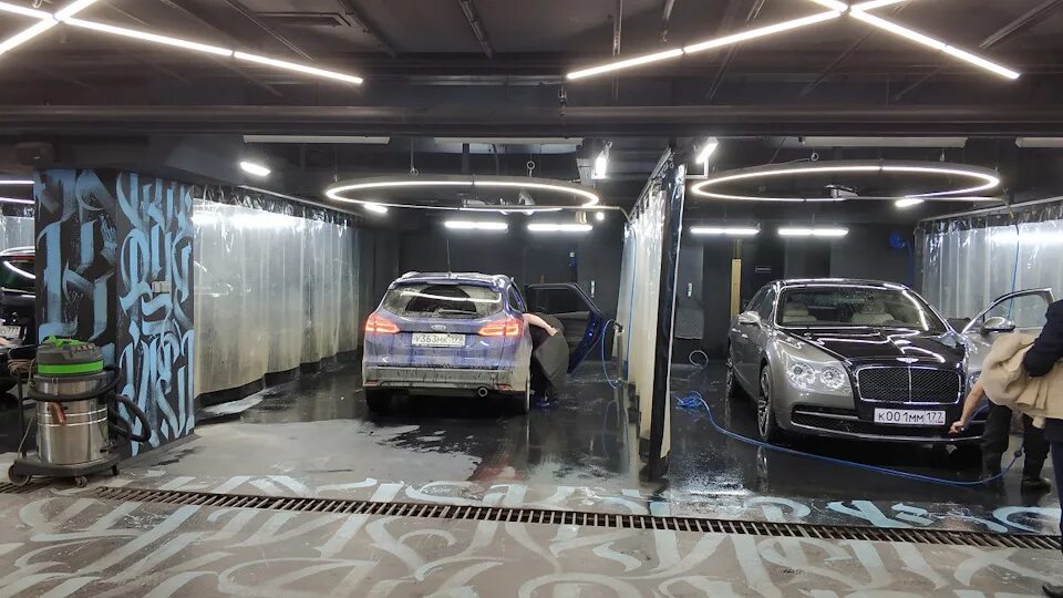 Детейлинг митино. Детейлинг мойка ford focus rs. тимати детейлинг центр. элитные автомойки. элитная автомойка.