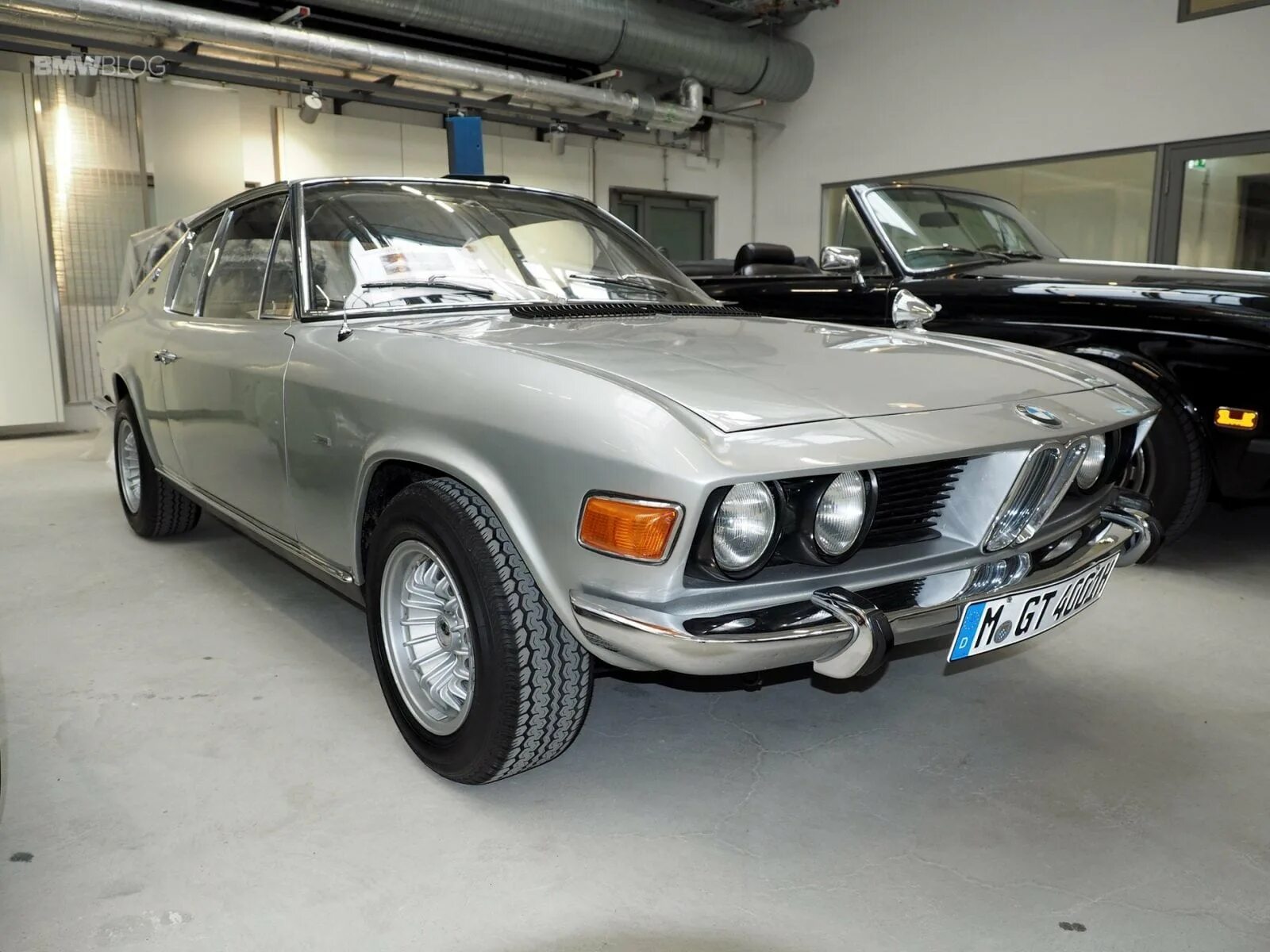 Bmw w8. Бмв редкие модели. Бмв старые модели. Bmw редкие модели. Редкие бмв.