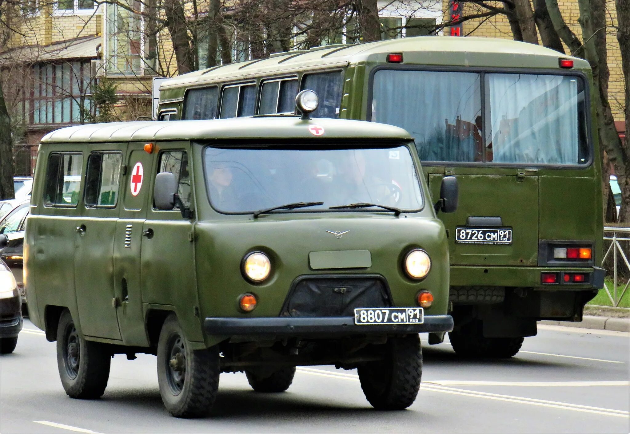 Ford transit скорая. Медицинская машина. Американские медицинские машины. Реанимобиль пежо боксер. Машина 03 скорая.