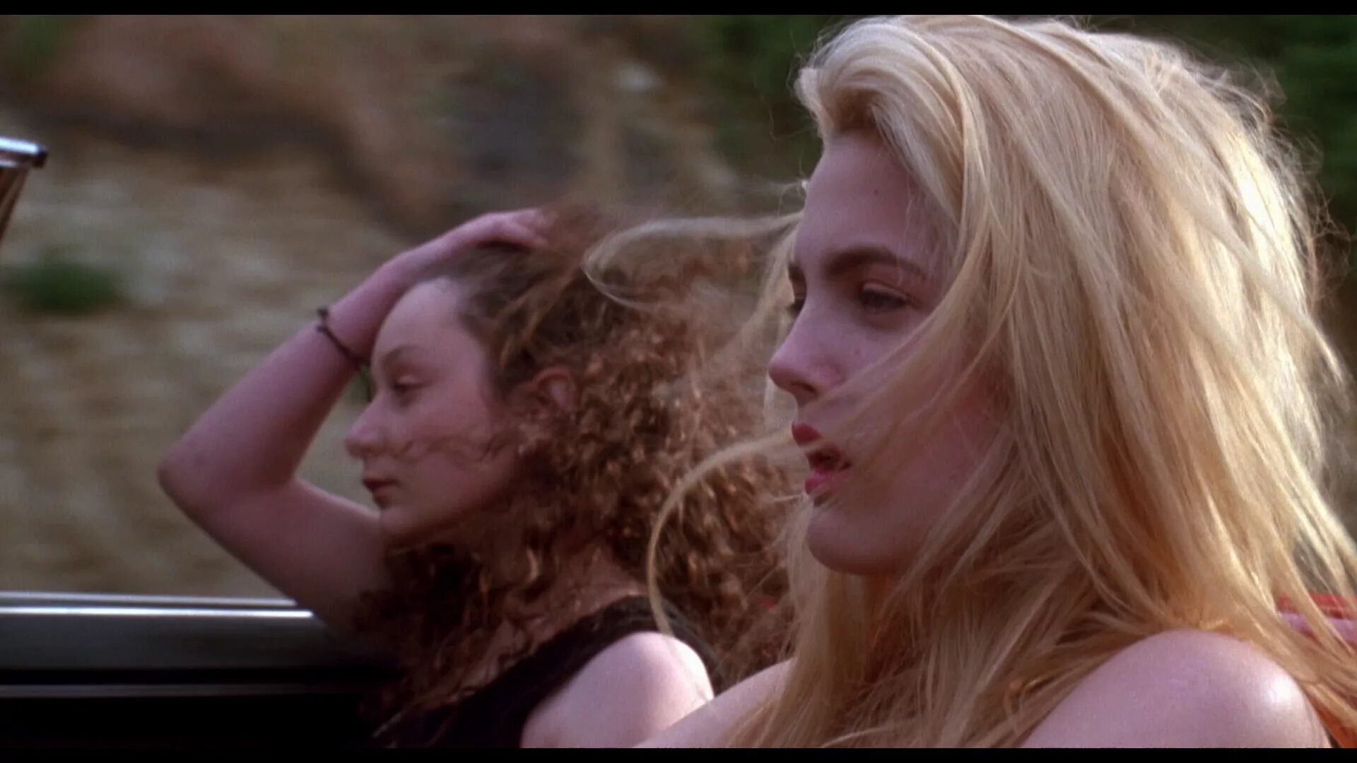 Заря фото. Свет последней зори. Свет последней зари падал сквозь сетку. Русский язык 9 класс упражнение 51. Сохры закат через сетку.