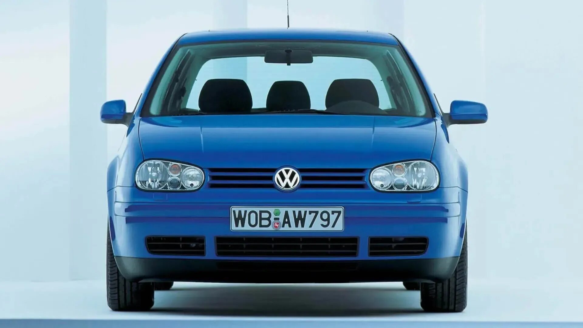 В 4 volkswagen купить. Golf 4. VW Golf 4 3 Door. Volkswagen Golf 4 3 Doors. Volkswagen Golf 4 3 двери.