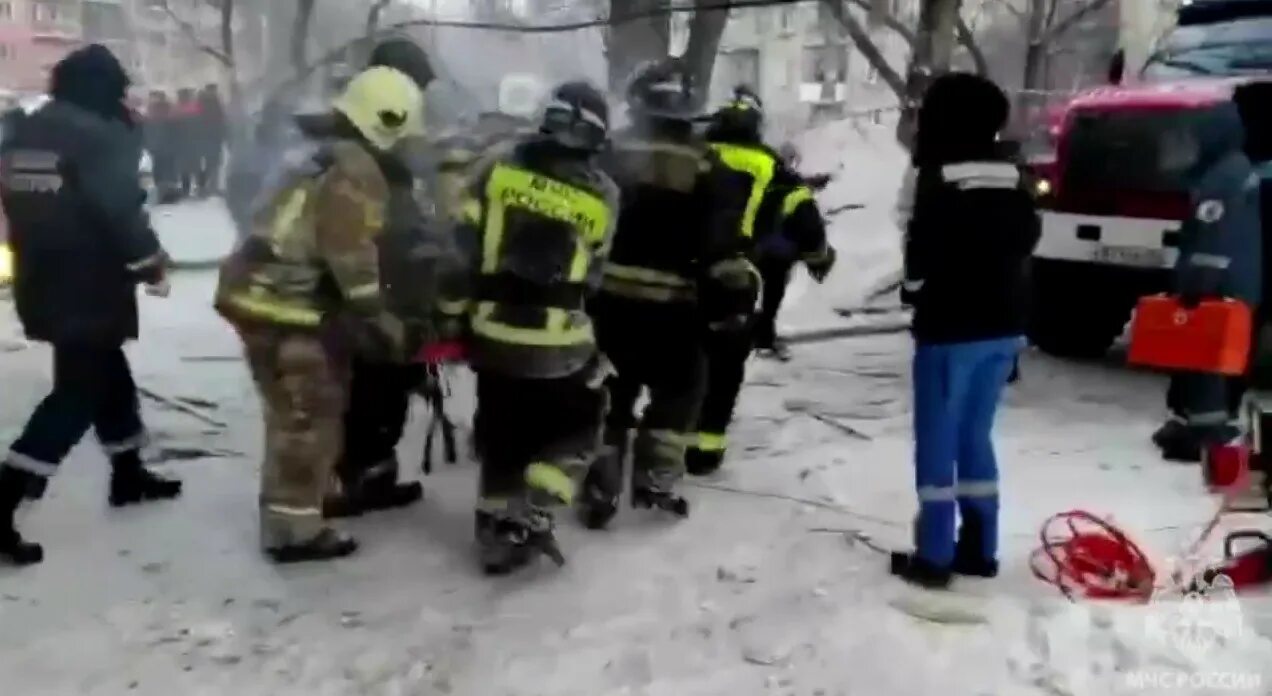 Что взорвалось в спб сейчас. Взрыв в метро в санкт-петербурге сенная площадь. Что взорвалось в спб сейчас. Взрыв газа в спб. Что взорвалось в спб сейчас.