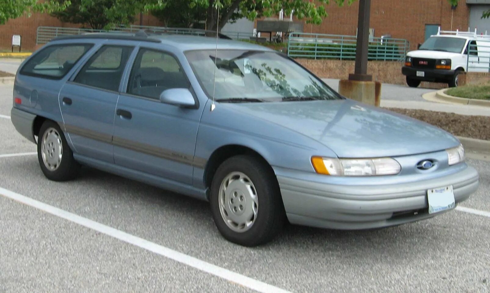 Купить форд таурус. Форд Таурус 1992 универсал. Форд Таурус универсал 1994. Ford Taurus 1992 Wagon. Форд Таурус 2.