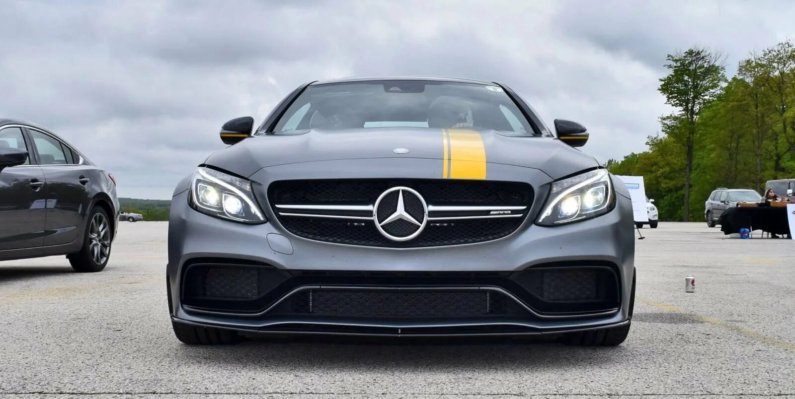 Mercedes benz 212. Мерседес бенц е200 в212. Mercedes benz e200. Mercedes спереди. Mercedes спереди.