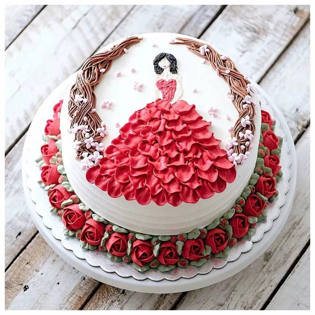 Cake icings. Красивые кремовые торты. Декор торта для девочки. Кремовое украшение торта. Необычное украшение торта.