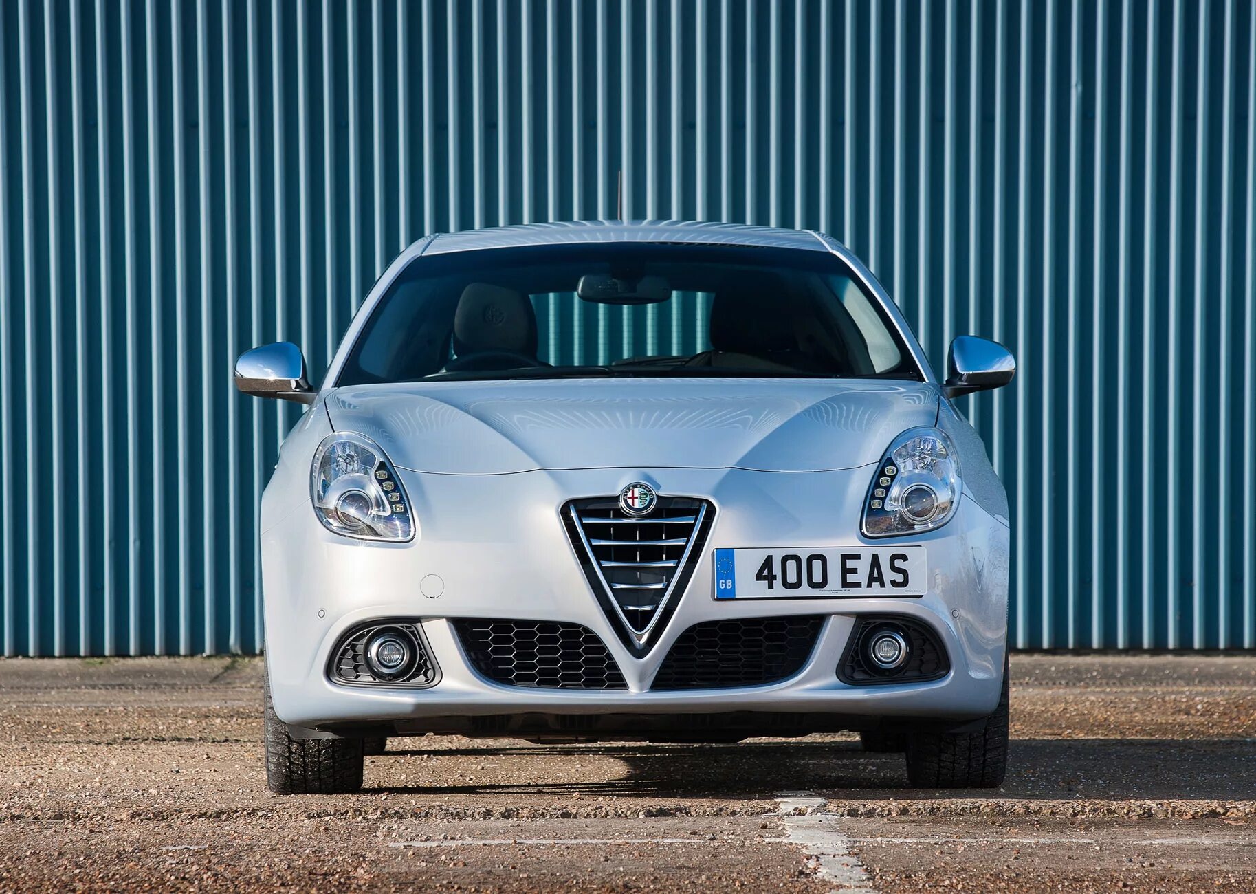 Альфа ромео 5. Alfa Romeo Giulietta 2015. Альфа Ромео 2014 года. Альфа Ромео 2024. Альфа Ромео бизнес.