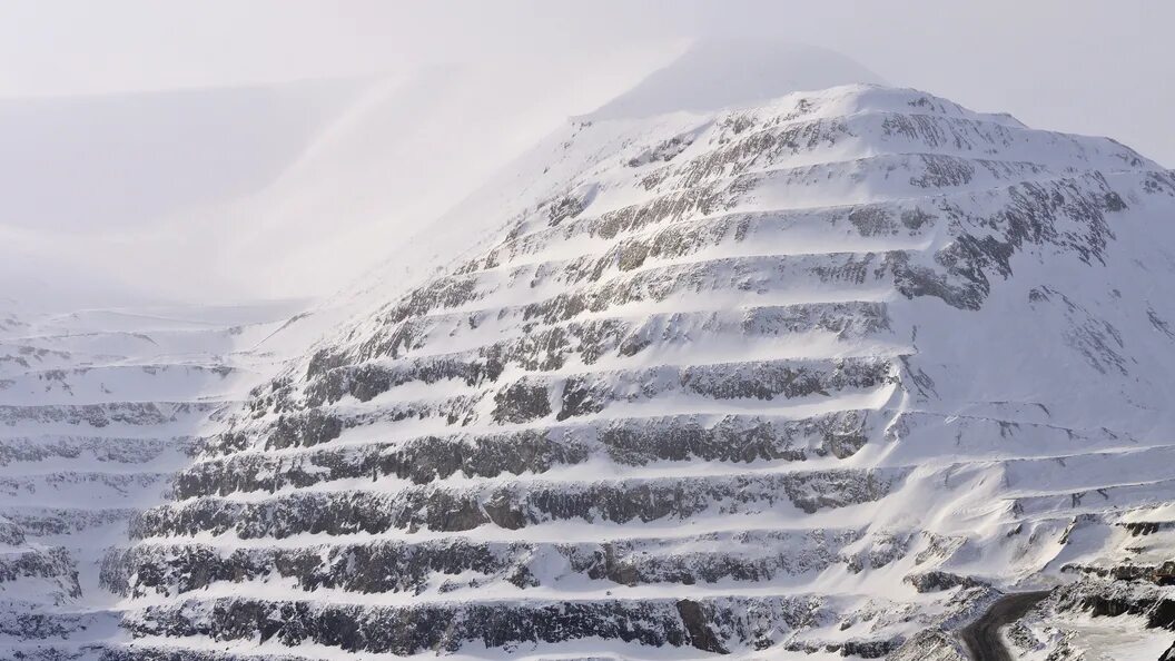 В хибинах сошла лавина. Лавина в хибинах. Кировск лавина 2019. В хибинах сошла лавина. Лавина в мурманской области.