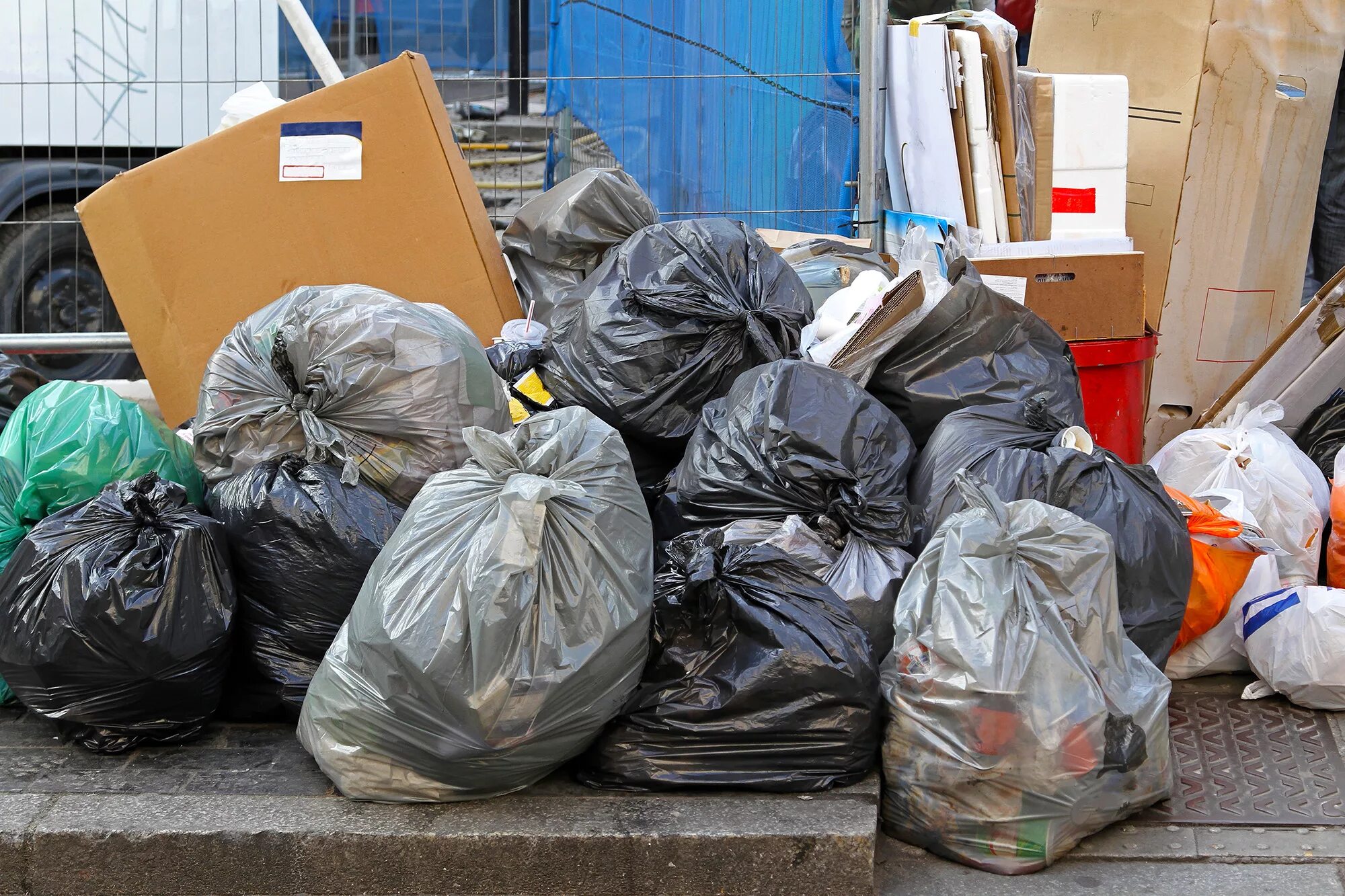 Waste management компания. Waste removal. Мусорная машина. Мусоровоз waste management, inc. Waste removal.