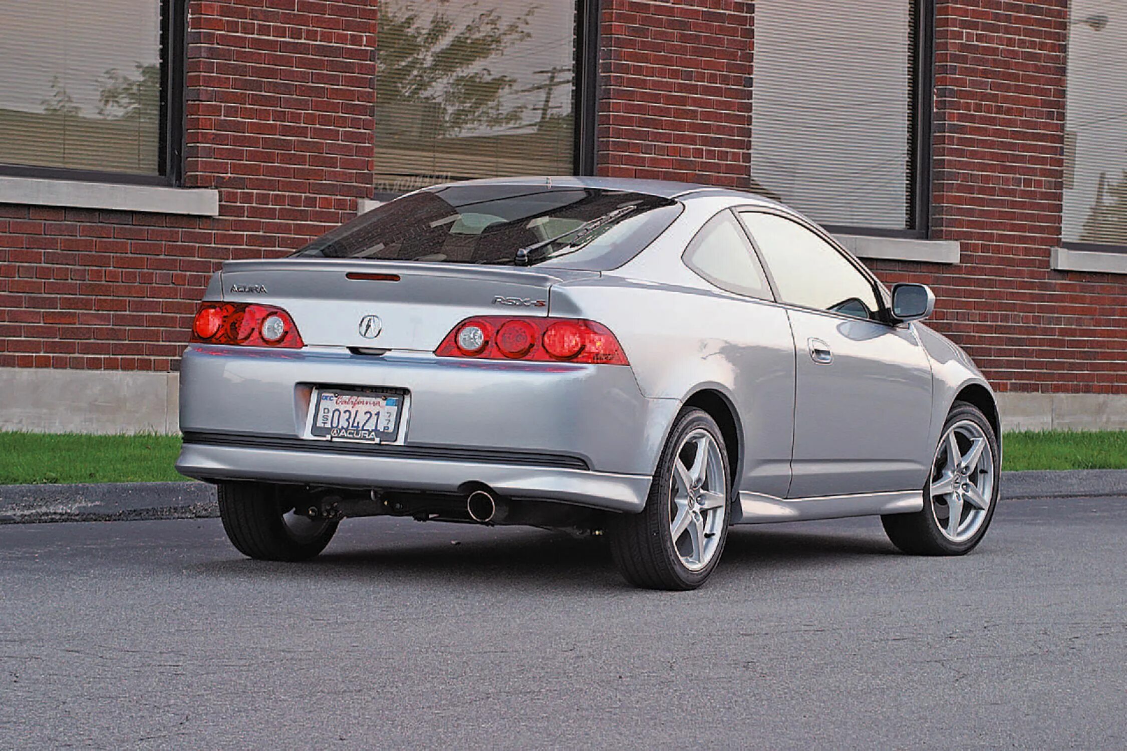 Что значит type s. Acura rsx type-s 2002. acura rsx 2002. акура rsx type. акура rsx type s.