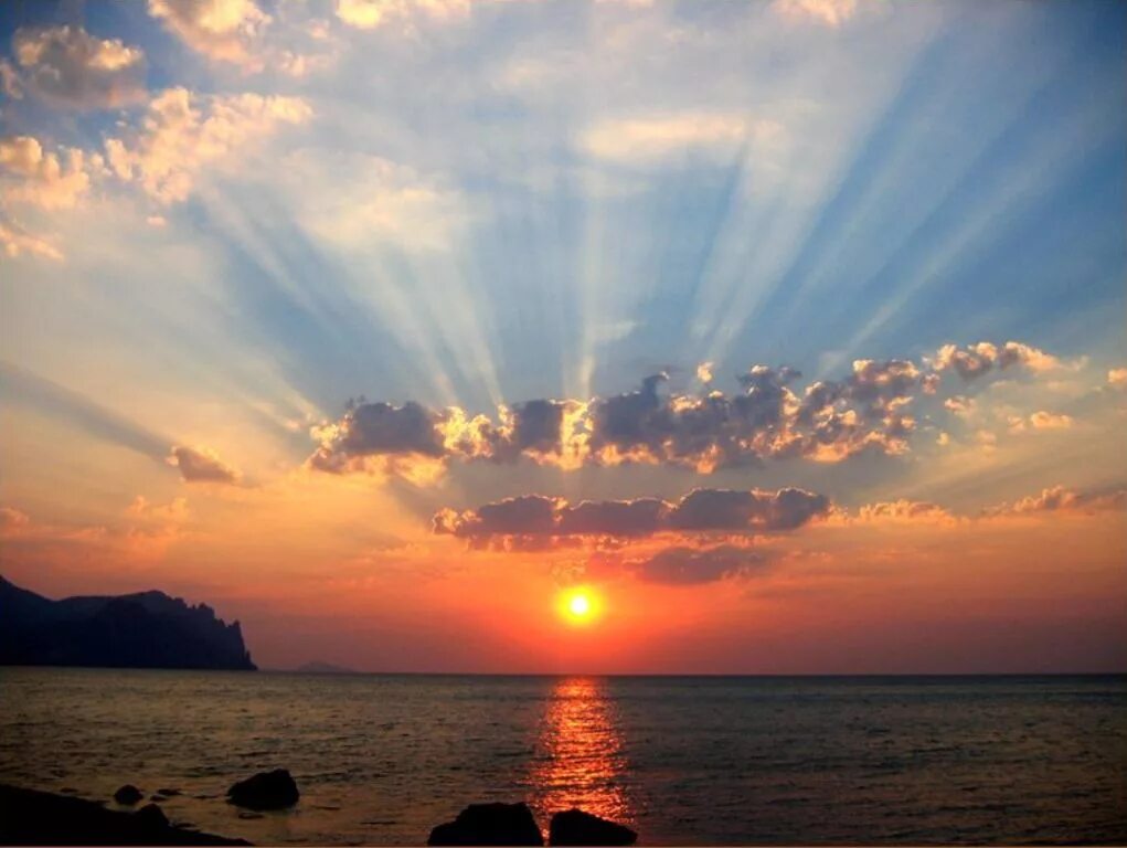 диктант в отсветах вечерней зари. багровый закат. диктант вечерняя заря. вечерний закат. текст в отсветах вечерней зари виднеется.