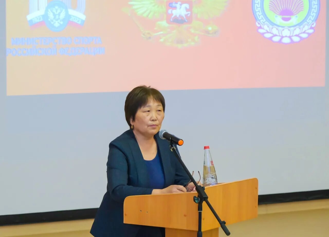 Министр спорта калмыкии. Минспорт калмыкии. Минспорт калмыкии герб. Минспорт калмыкии. Министр спорта республики калмыкия.
