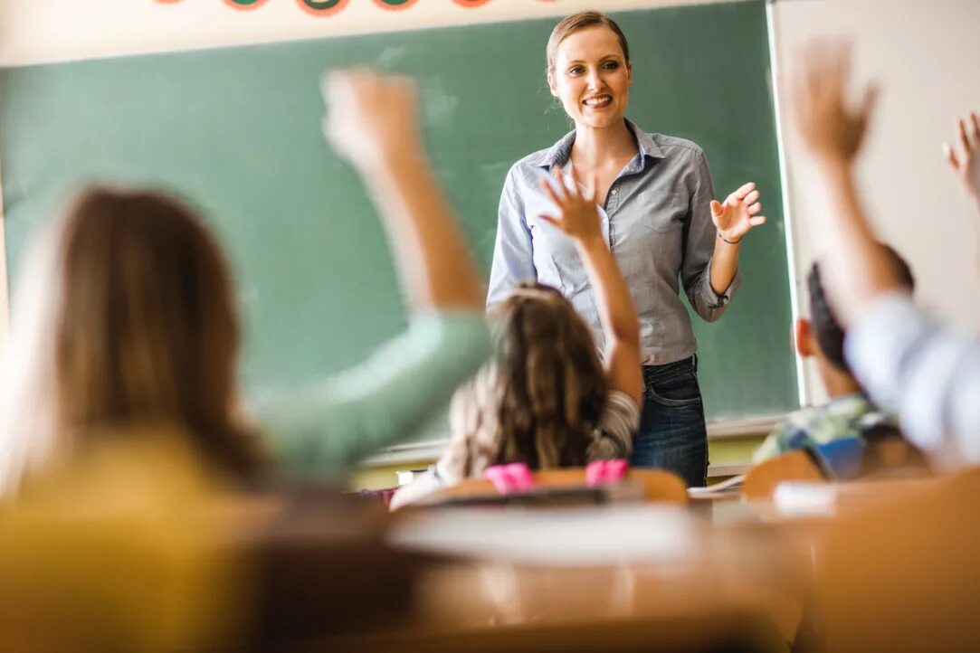 Профессия учитель картинки. Общение педагога. Индивидуальная тема преподавателя. Роли современного учителя. Профессиональные компетенции педагога доу картинки.