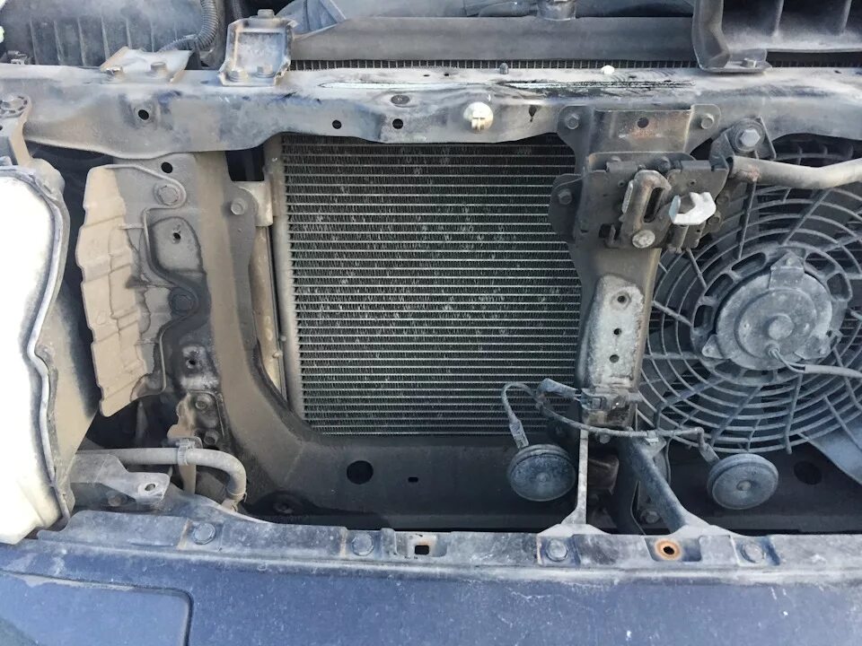 Замена радиатора паджеро 4. Радиатор печки mitsubishi pajero 2 3. Мойка радиатора паджеро 4. Замена радиатора паджеро 4. Радиатор отопителя заднего салона паджеро 4.