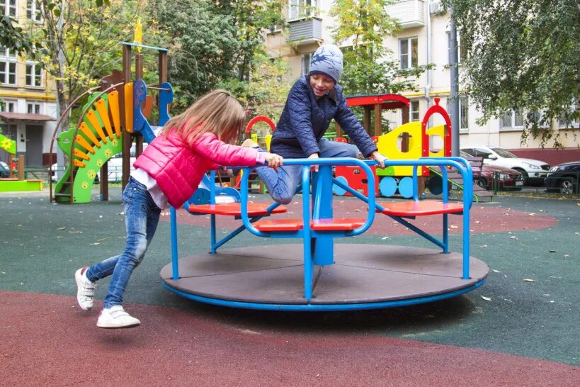 детской площадки в бутырском районе. детские площадки. на детской площадке. детская площадка в рузе. детская площадка в рузе.