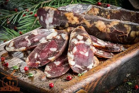 Мясо колбаса сыровяленая